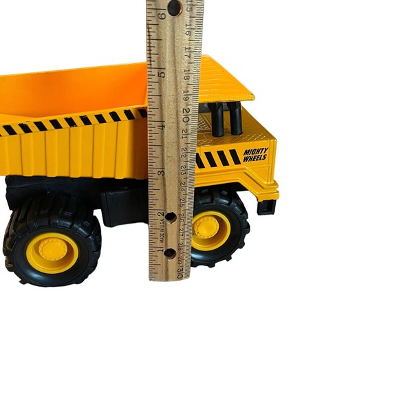 Vintage 1998 Soma Mighty Wheels 7''X 4.5” Die Cast Yellow Dump Truck Great Shape - Picture 13 of 13